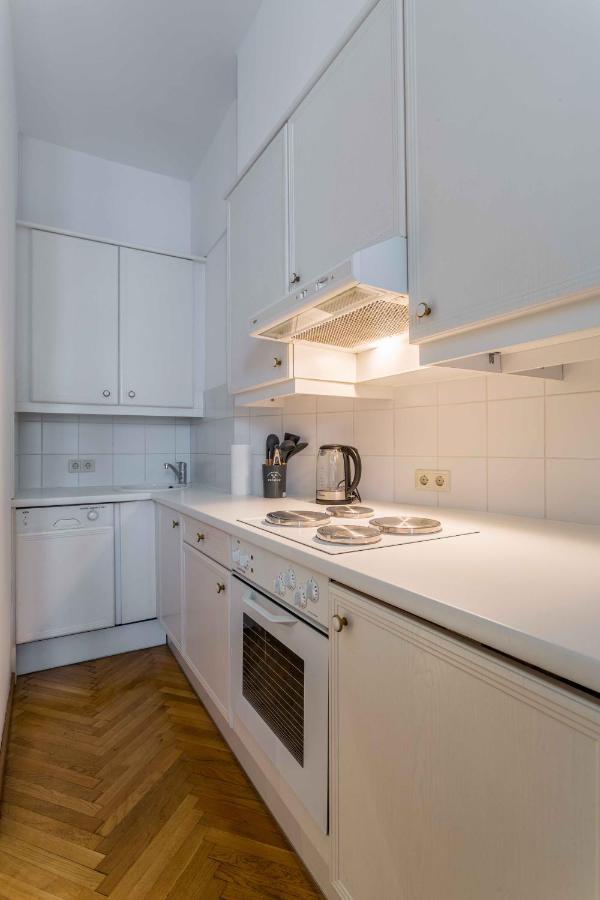 Beautiful Apartment City Center 4 Vienna Exterior photo